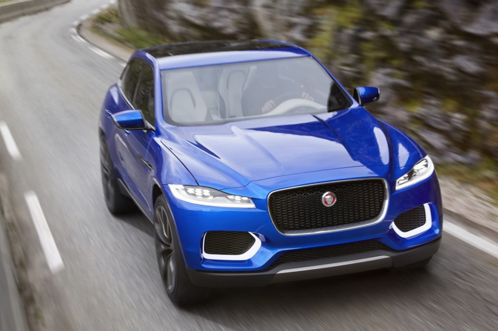 Jaguar F-Pace Car