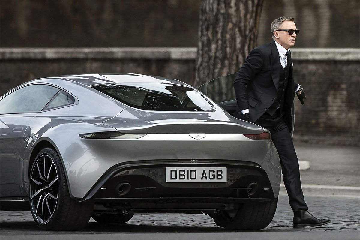 James Bond Aston Martin DB10