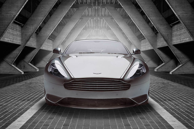 Aston Martin DB9 GT Bond Edition