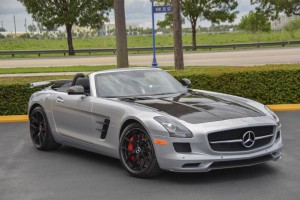 2015 Mercedes-Benz SLS AMG GT Final Edition