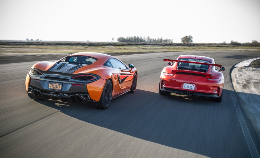 McLaren vs Porsche on Track