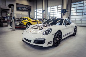 Porsche 911 Carrera S Endurance Racing Edition