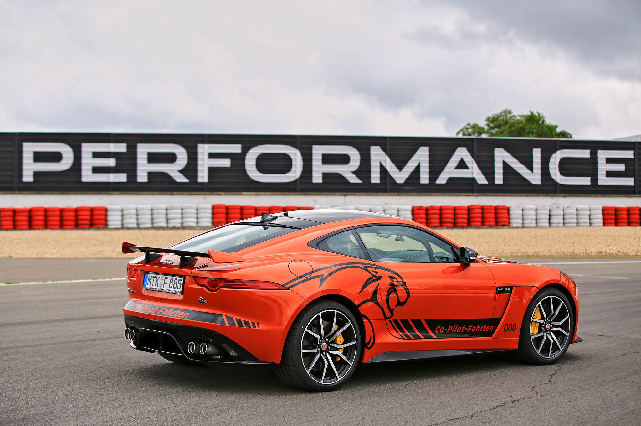 2017 Jaguar F-Type SVR