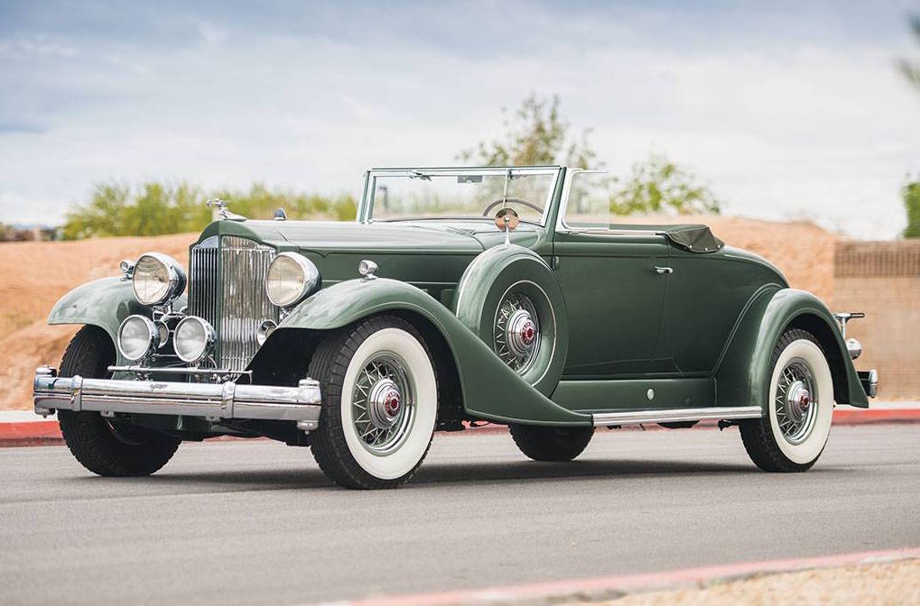 1933 Packard Twelve Coupe Roadster