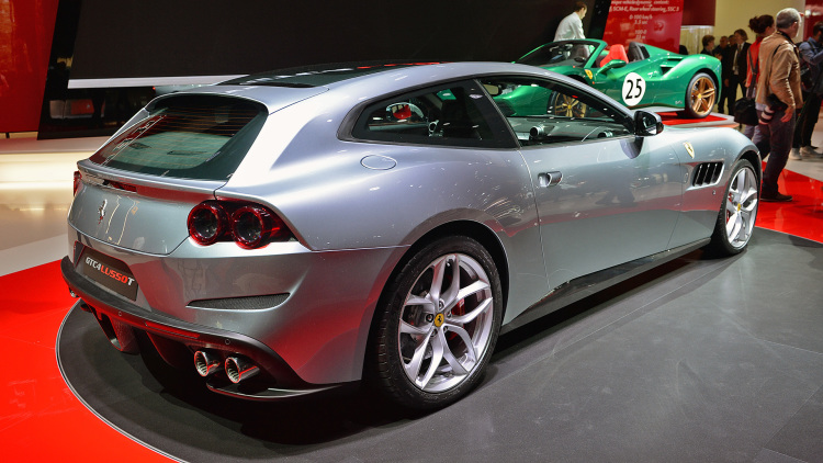 Ferrari GTC4Lusso T Gets V8 Turbo