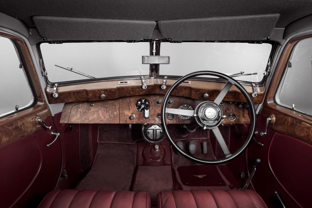 Bentley Corniche Interior