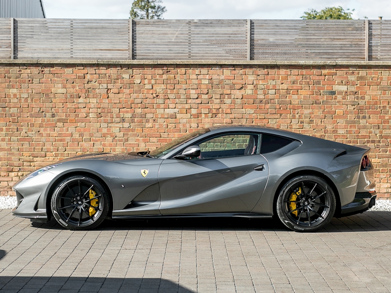 Ferrari 812 Superfast