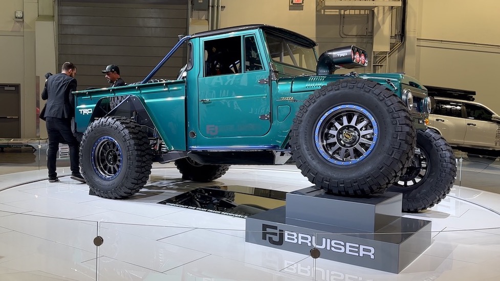 2023 SEMA Toyota's FJ “Bruiser”