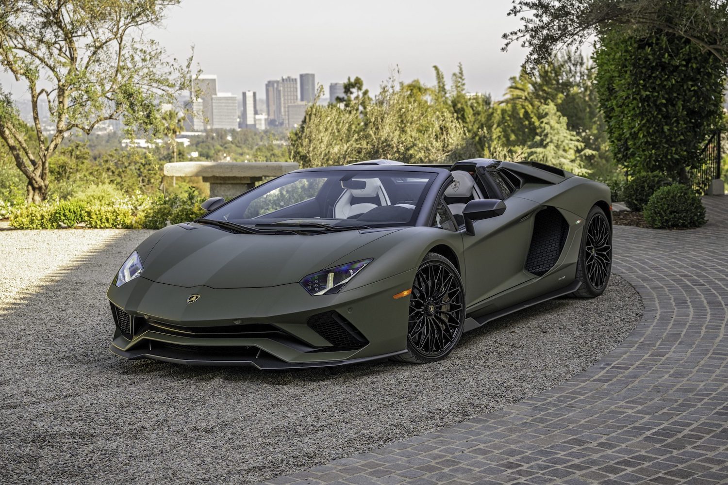 Lamborghini Aventador