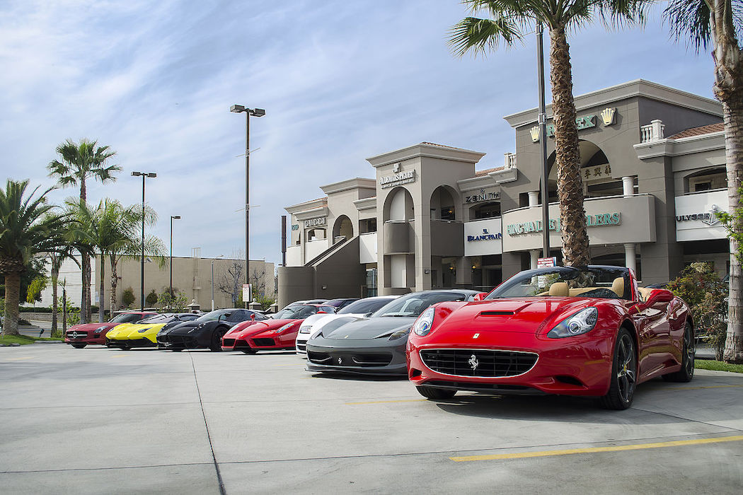 Tips For Buying Exotic Cars