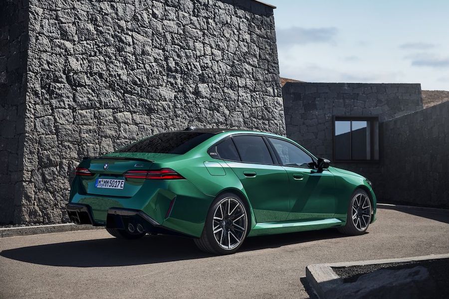 2025 BMW M5 Hybrid