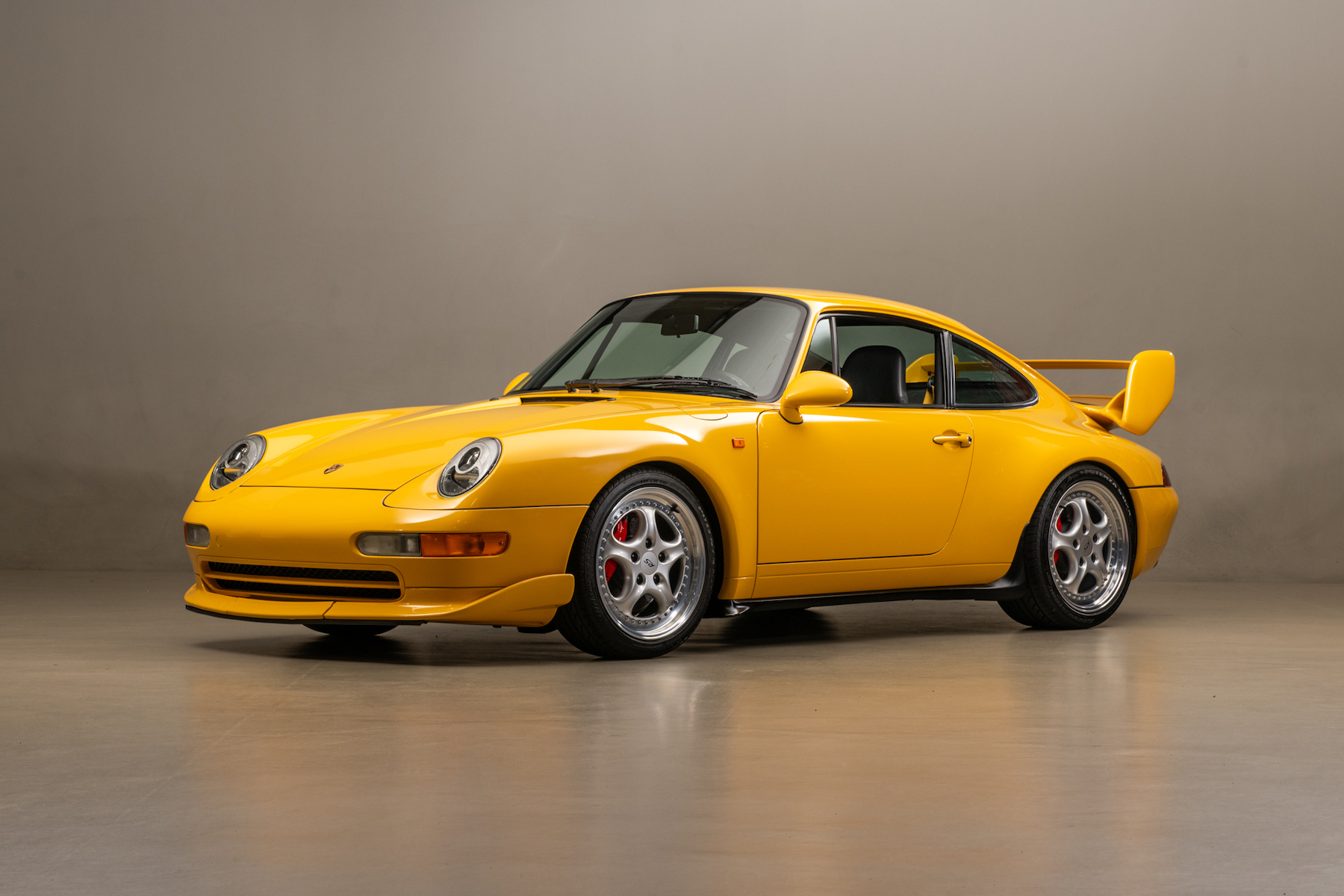 Speed Yellow Porsche 993 Carrera RS