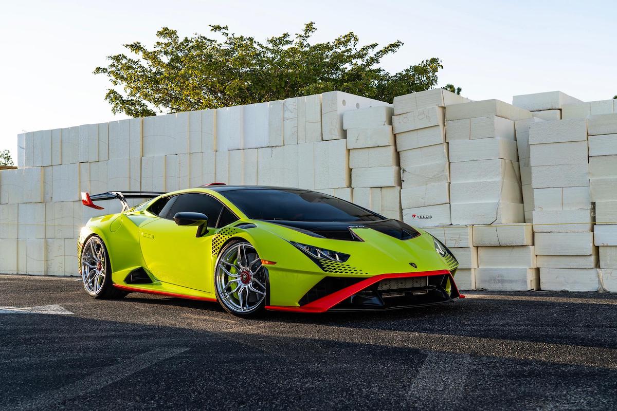 Lamborghini Huracán STO