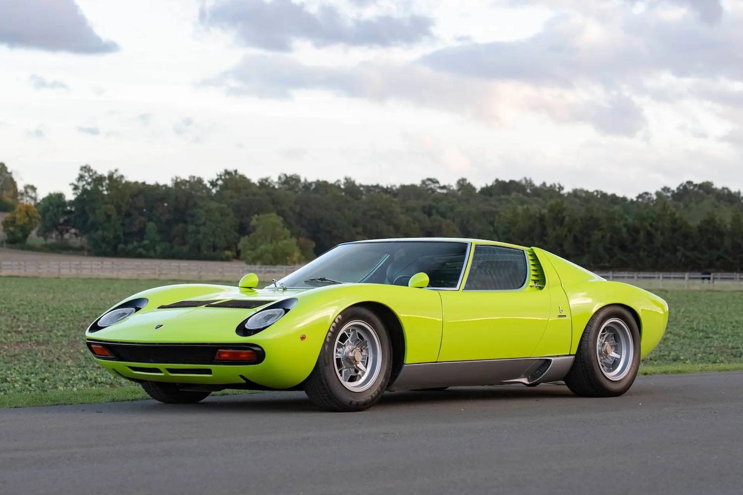 Lamborghini Miura SV