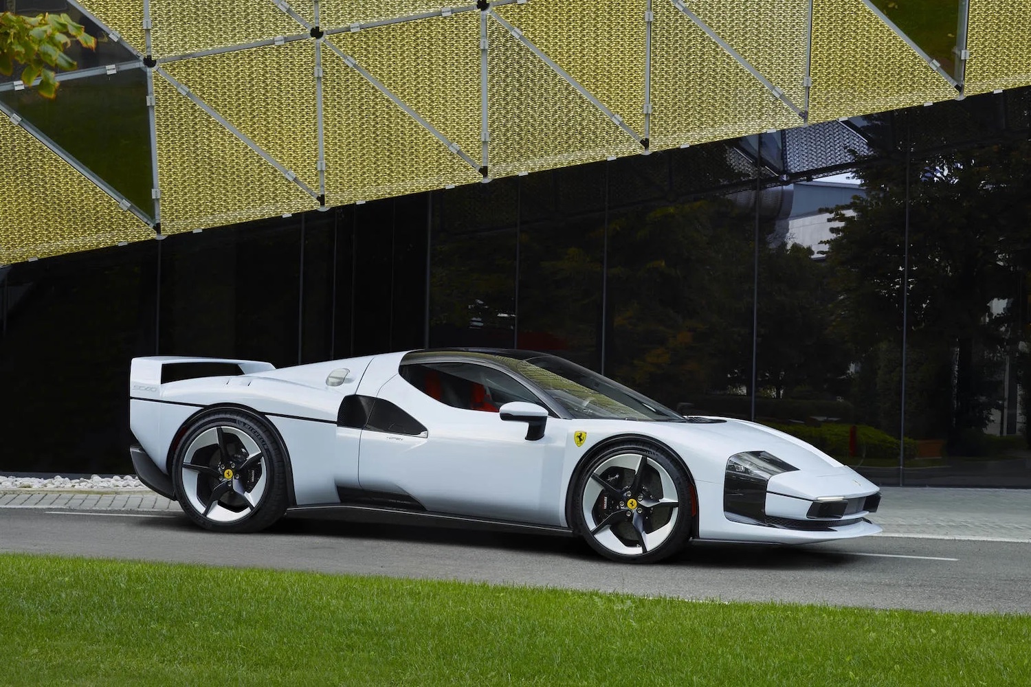 Ferrari SC40