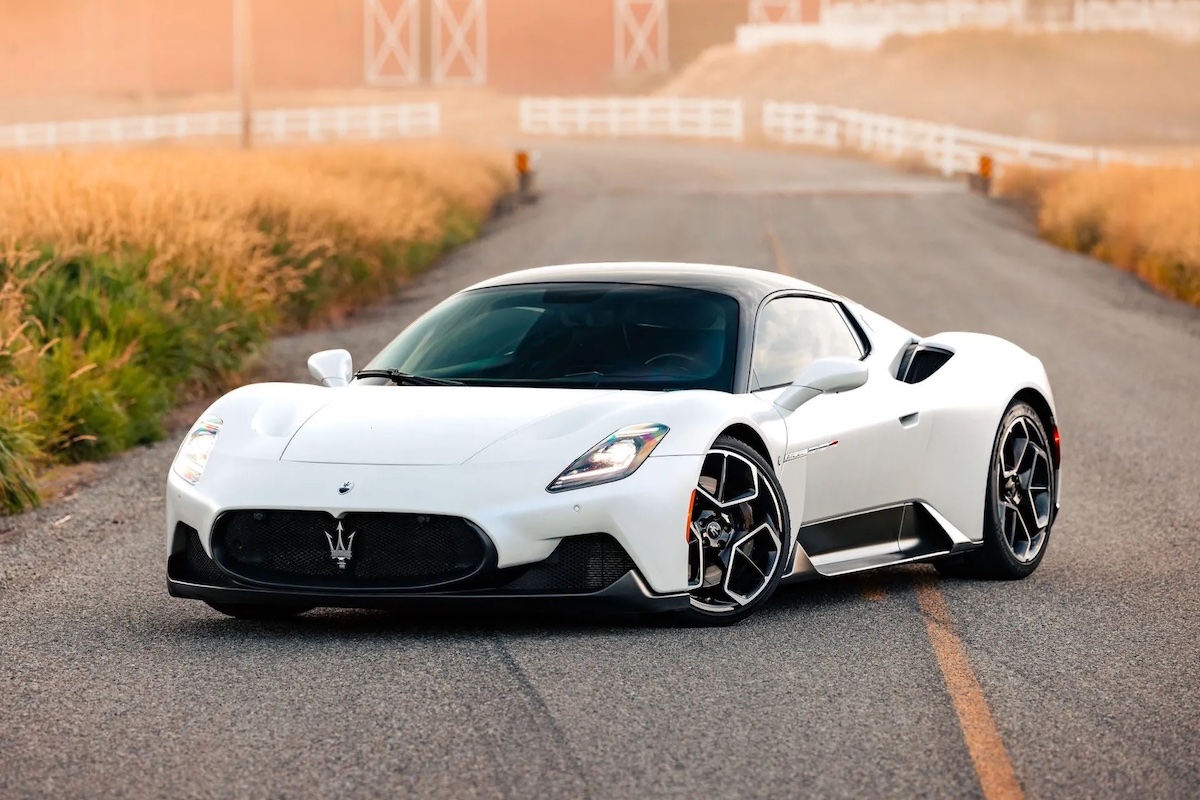 Maserati MC20